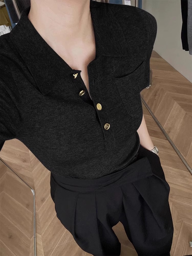 검은색