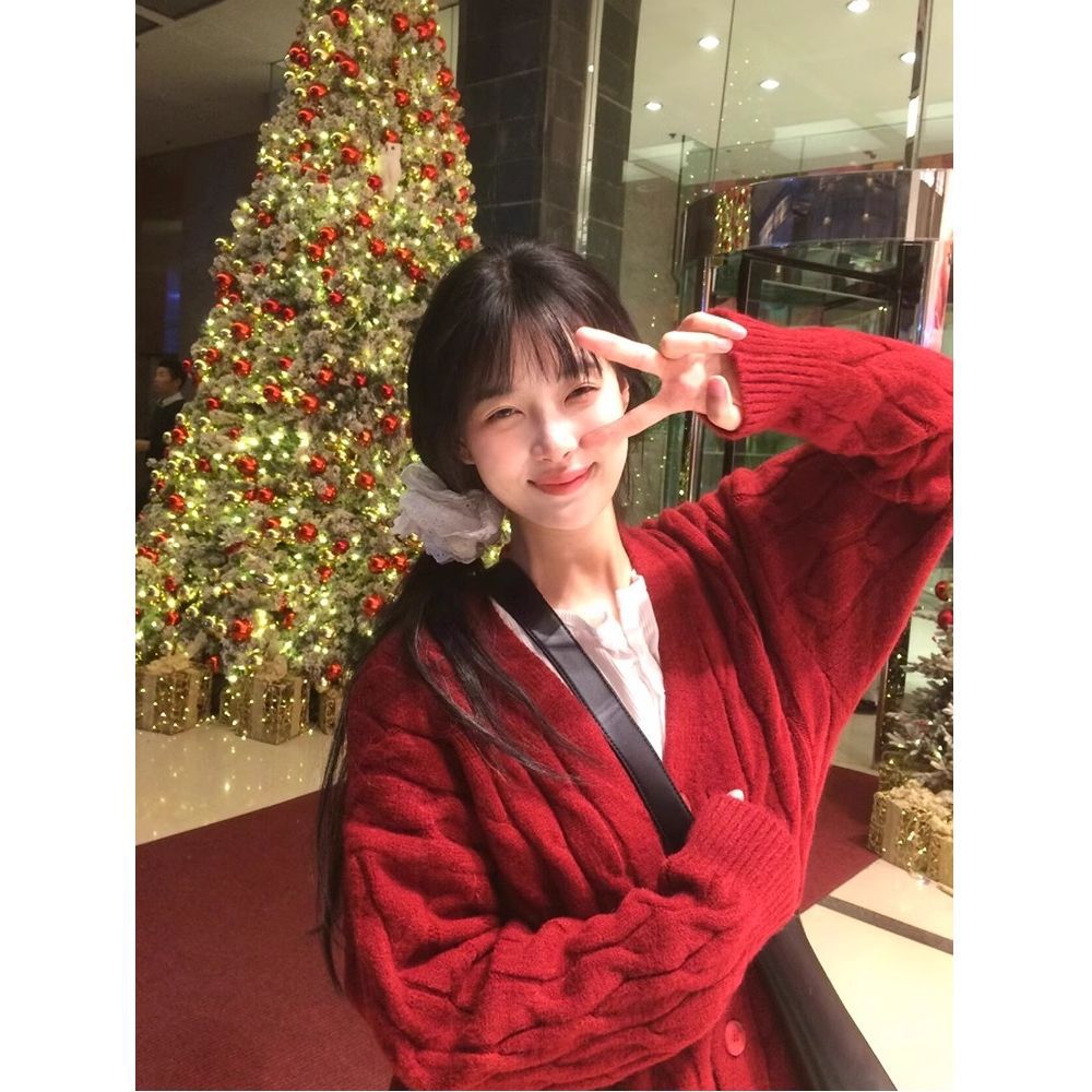 Japanese retro red knitted demi-season sweater