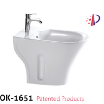 Lavadora para mujeres de piso (OK - 1651) europea fácil de limpiar limpia del cuerpo femenino de estilo europeo