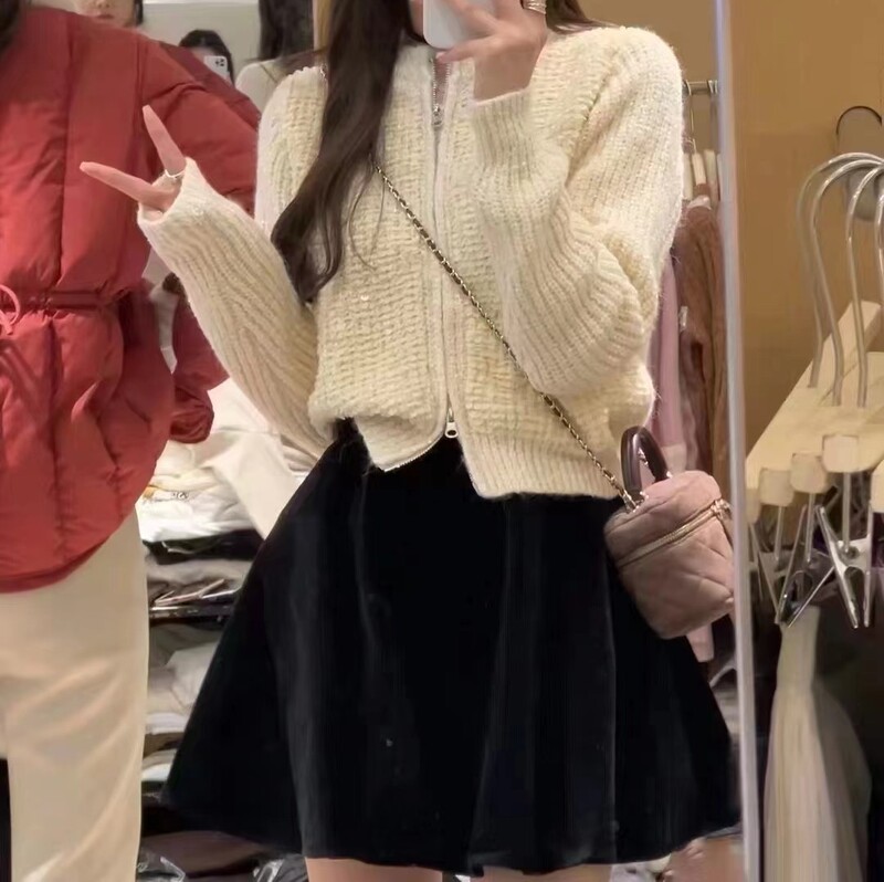 2025 Autumn and Winter Sequined Sweater Zipper Cardigan Women's Thick Solid Color Trendy Fashion Tops Sweater Women's Top