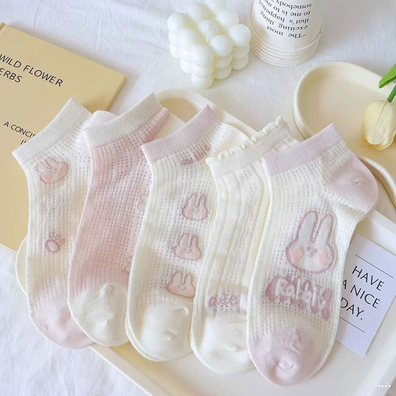 New summer thin mesh breathable ice stockings ladies low-side invisible boat socks Korean cute socks wholesale