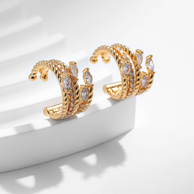 Bohemian style hot sale retro style ear hoop irregular C- shaped inlaid exquisite zircon earrings 18K business commuter