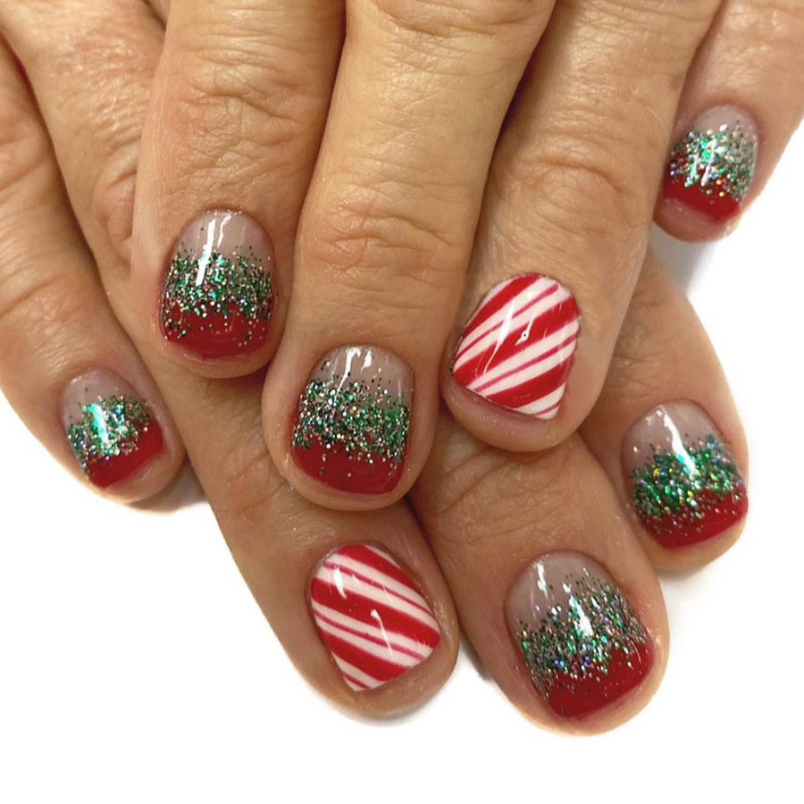 Short Gloose Square Armor 2024 New Christmas Red with Green Gradient Stripe Detachable Wear Nail Patch 24 Pieces_voghion.com
