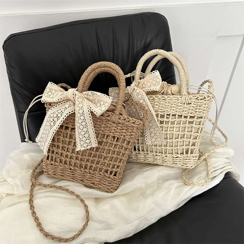 Nueva bolsa de verano de las mujeres bolso de paja tejida a mano pequeño bolso fresco bolso de hombro casual bolsa de mensajero de vacaciones