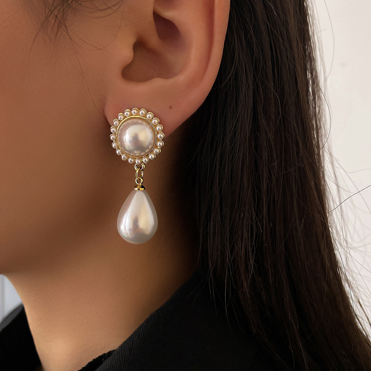 Vente En Gros Boucles D&#39;oreilles En Perles Rétro En Forme De Goutte Nihaojewelry display picture 8