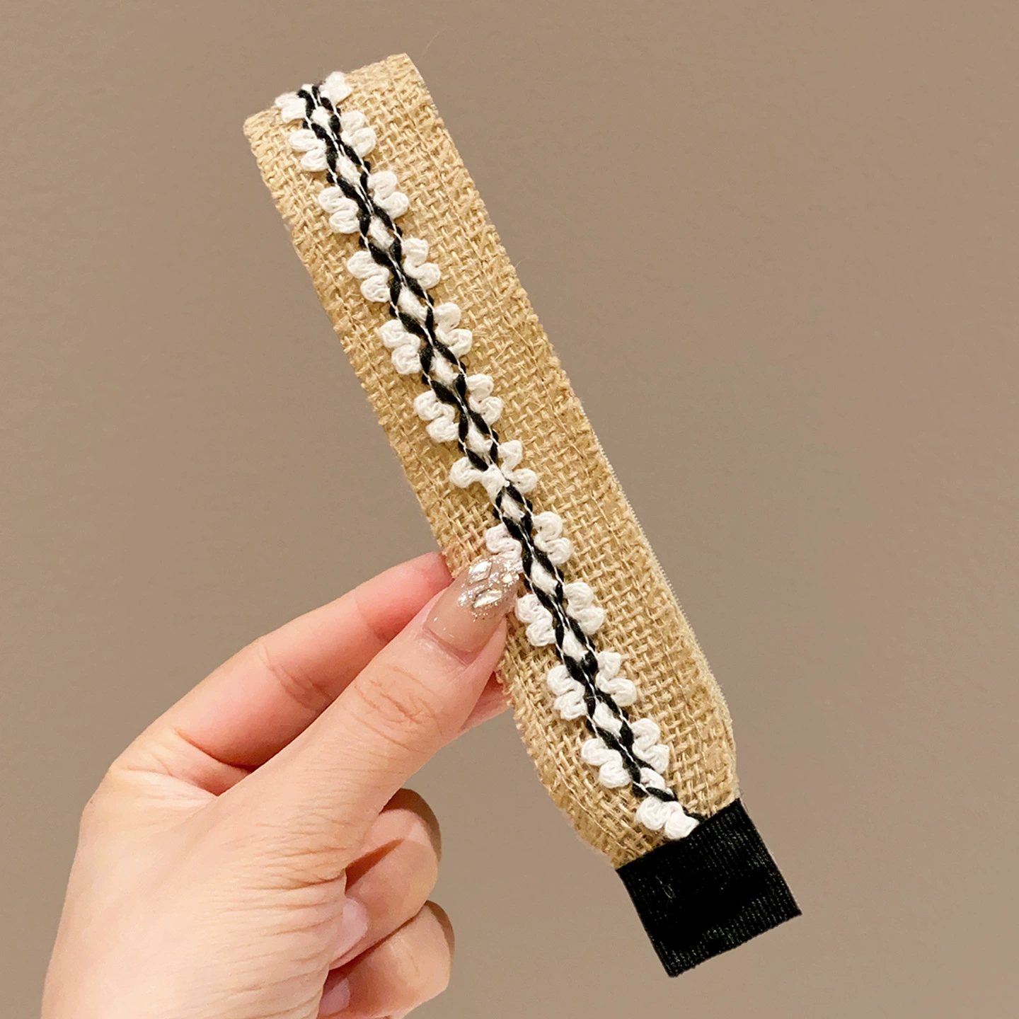 Fashionable headband with velcro, cute bangs
