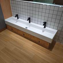 ����������ʯ�ك�һ�w����ϴ�ֳ��׃��@�WУ�L�lˮ��ˮ��