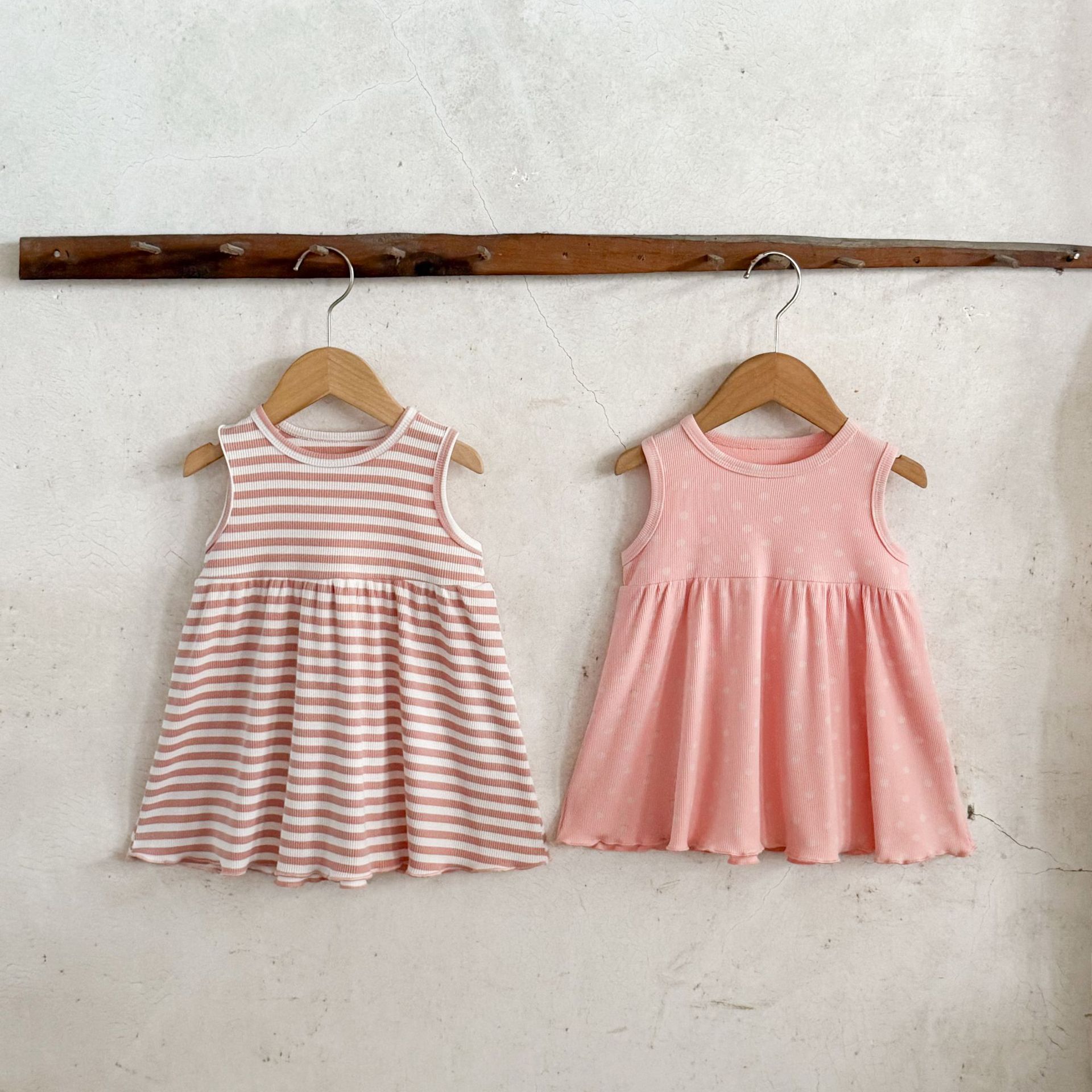 Ins niña bebé verano suave suelto lunares chaleco a rayas falda bebé bebé vestido transpirable de algodón puro