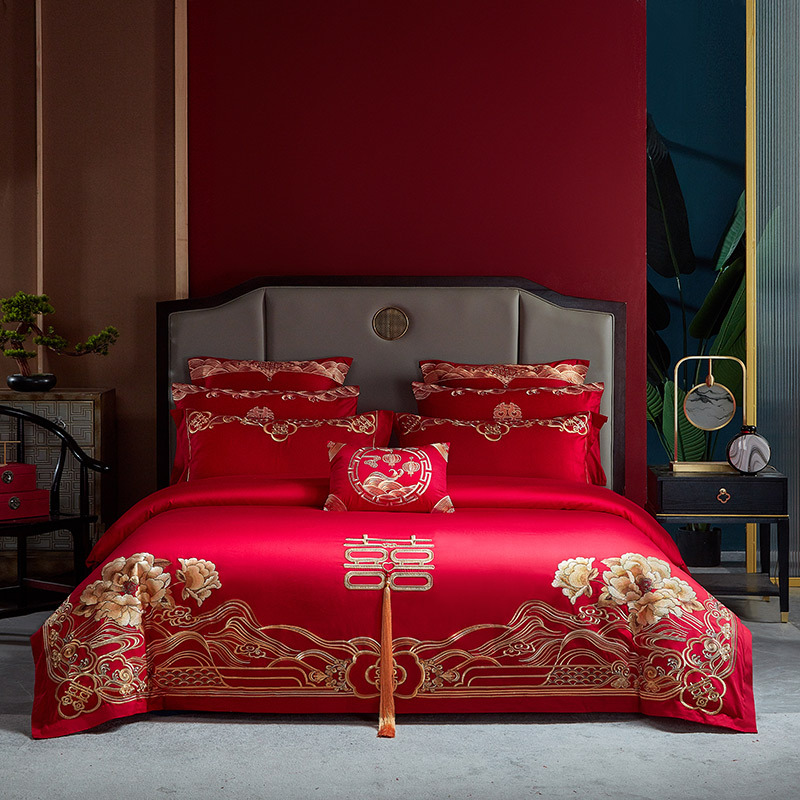 Pure Cotton Wedding Four-Piece Set Pure Cotton Long-Staple Cotton Wedding Bed Sheetss and Quilt Covers Big Red Embroidered Dragon and Phoenix Wedding Bedding