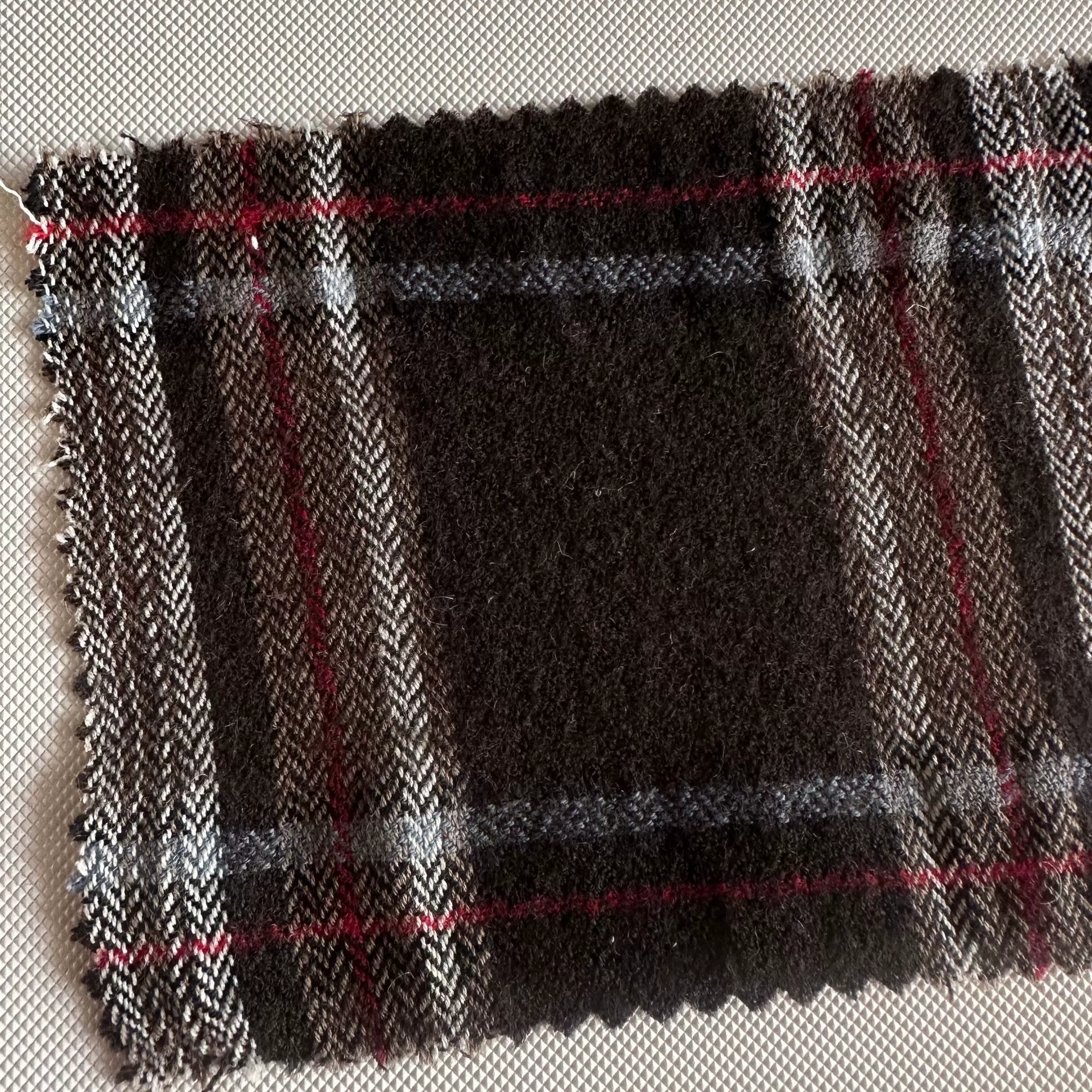 羊毛棉混纺色织提花大格子循坏起皱秋春秋衬衫夹克鞋帽毛呢绉布