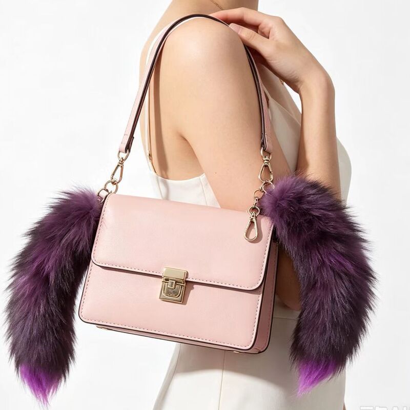 Real fox fur pendant accessory for cosplay, bag decoration, and keychain, supports OEM customization, direct shipment from Hebei Real fox fur pendant accessory for cosplay, bag decoration, and keychain, supports OEM customization, direct shipment from Hebei