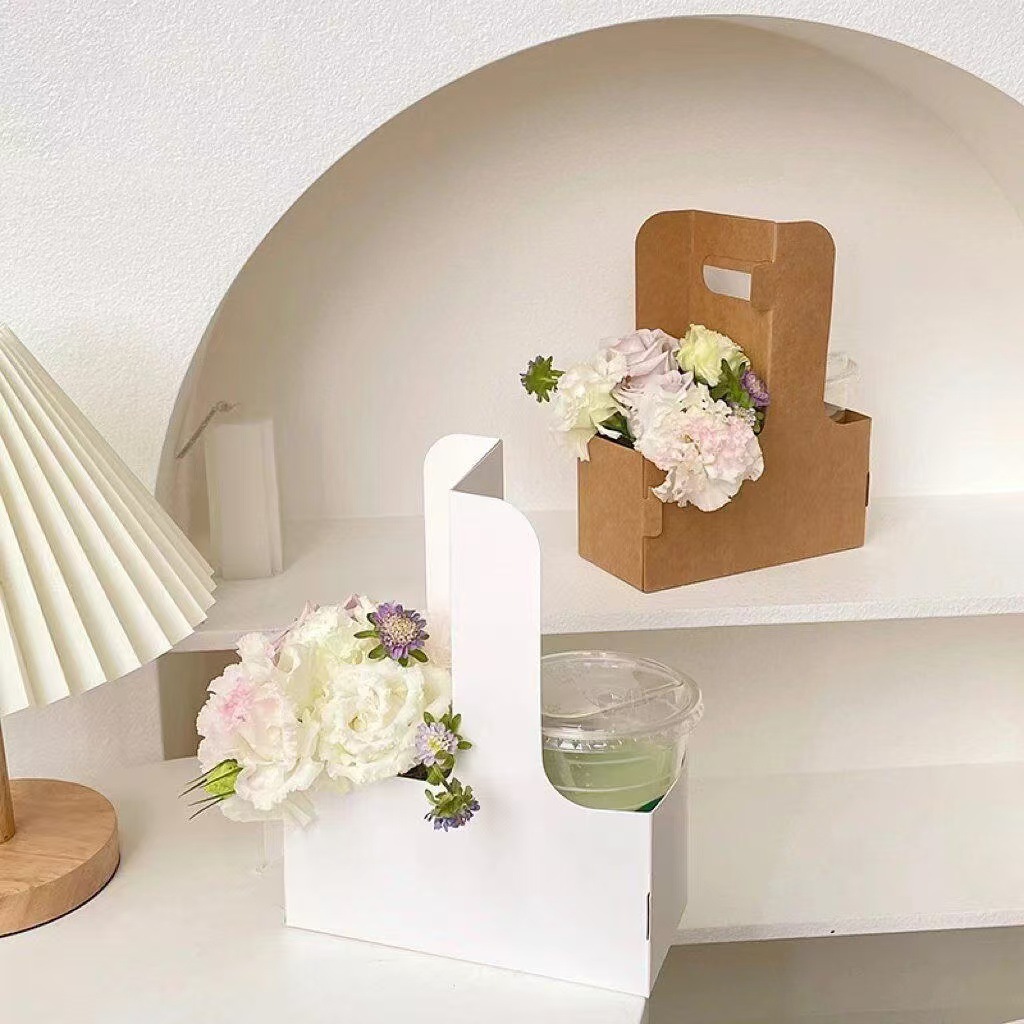 咖啡手提盒花盒牛皮纸杯托插花包装盒花束鲜花礼盒花盒打包外带盒