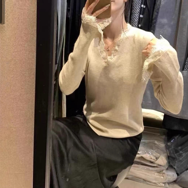 法式气质蕾丝拼接V领针织衫女秋冬超好看内搭毛衣喇叭袖打底上衣|undefined