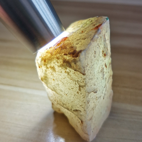 Four light source strong light flashlight USB charging for identification Jewelry, jade and jade identification Wenwan beeswax rough stone