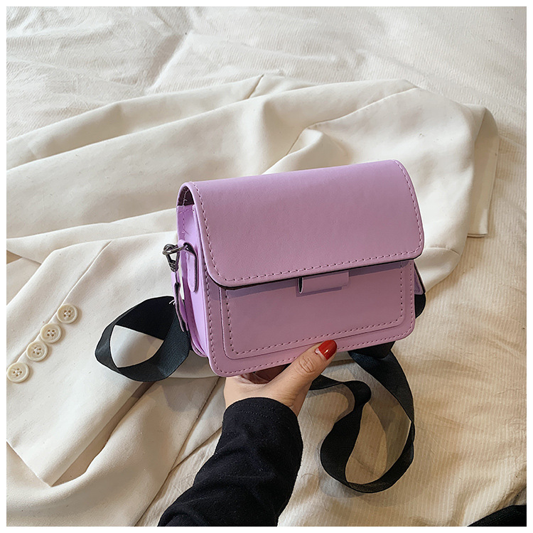 178g Weight Sewing Thread Fashion Element Flip Cover Closure Type Single Shoulder Strap Strap Type Women's Handbag, Square Bag Bags Type Daily, Street, Shopping Occasion PU Material Solid Color Pattern All Seasons Season Women's Gender Streetwear Style Square Shape Small Size New Small Bag Women's Spring New Fashion Wide Shoulder Strap Small Square Bag Retro One-Shoulder Crossbody 20