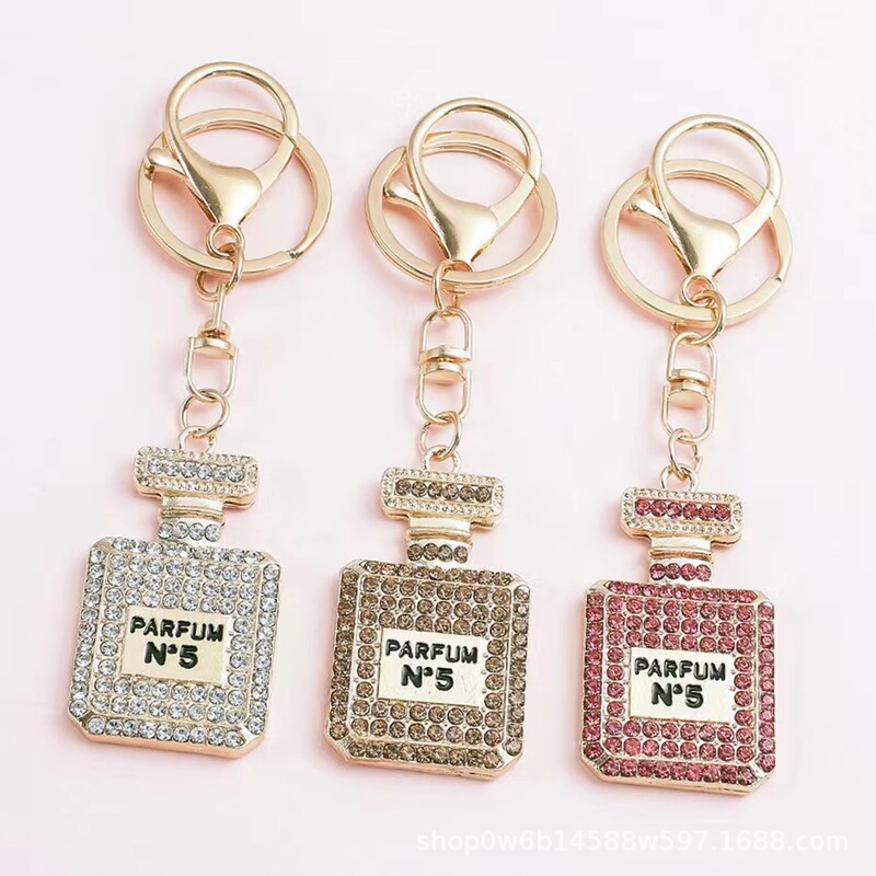 Exquisite Crystal Perfume Bottle Small Gift Auto Accessories Rhinestone Keychain Creative Pendant Keychain Bag Pendant
