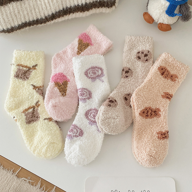 Calcetines Medios de Terciopelo de Coral para Mujer con Absorción de Sudor para Otoño e Invierno