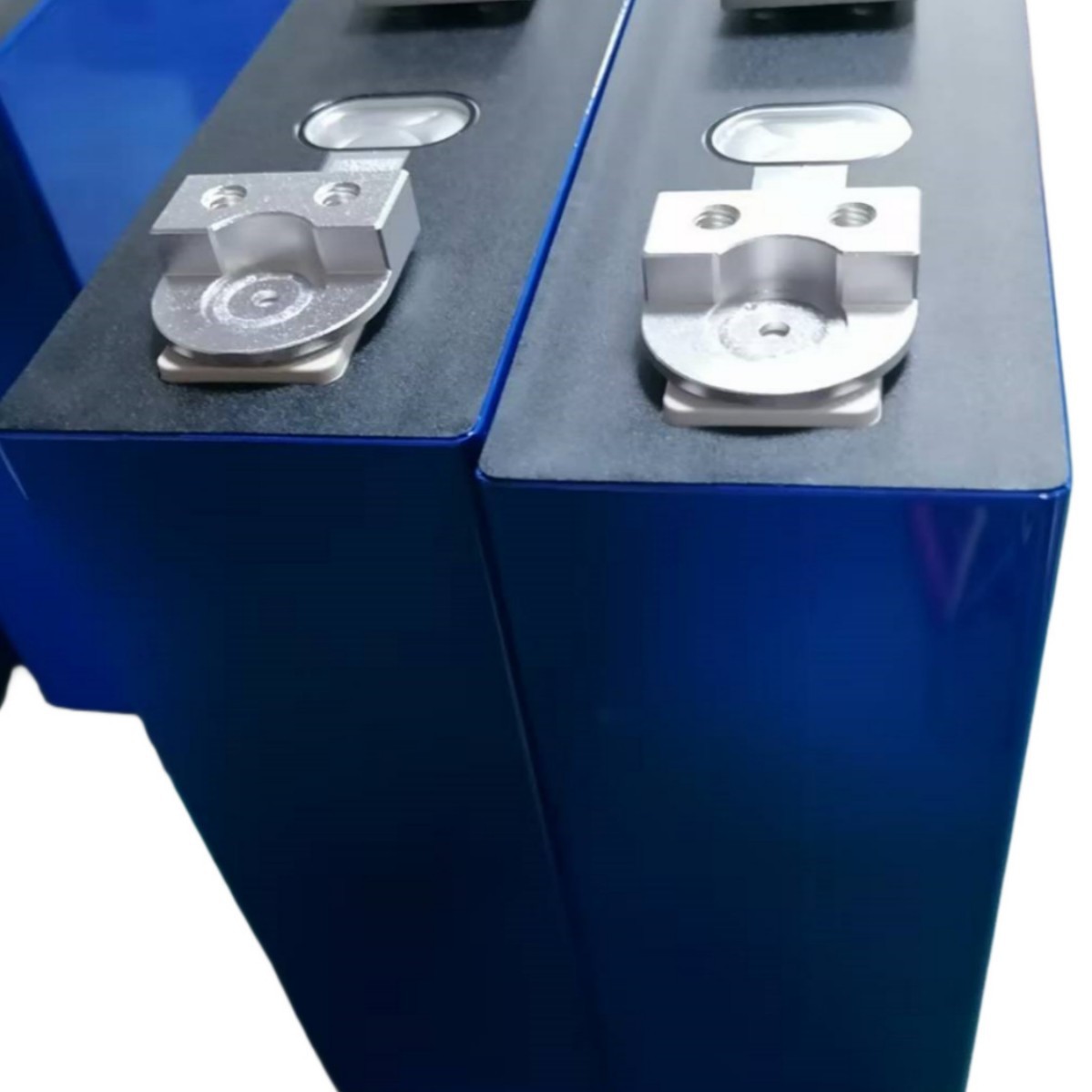Nueva batería de fosfato de hierro de litio 314Ah batería de almacenamiento doméstico célula de almacenamiento de energía al aire libre, producto positivo