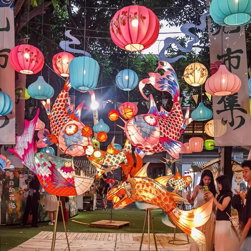 Lantern Festival Koi Lanterns, New Chinese Style National Trend Colorful Goldfish Lanterns, Large Outdoor Handmade Fish-Shaped Atmosphere Lights