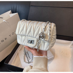 百搭斜跨包包女2024新款時尚菱格鏈條包粉色單肩小方包跨境批發