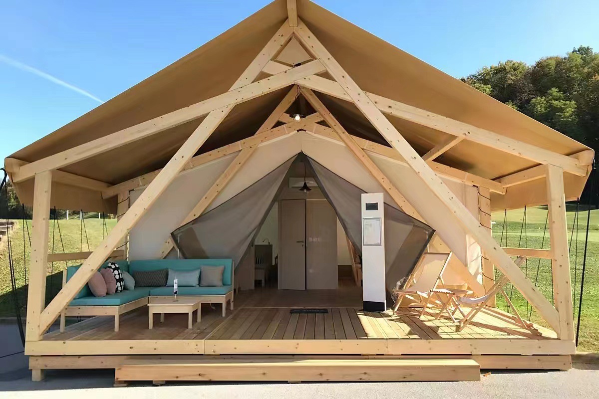 Carpa de madera ligera de lujo de estilo europeo campamento al aire libre campamento ocio residencial cuatro estaciones carpa de hotel de lujo
