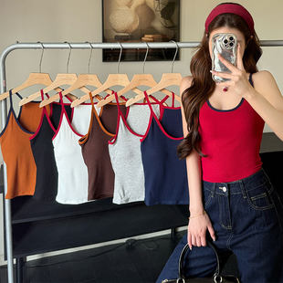 Top with cups, fitted underwear as outerwear, base T-shirt sleevless, beautiful back
