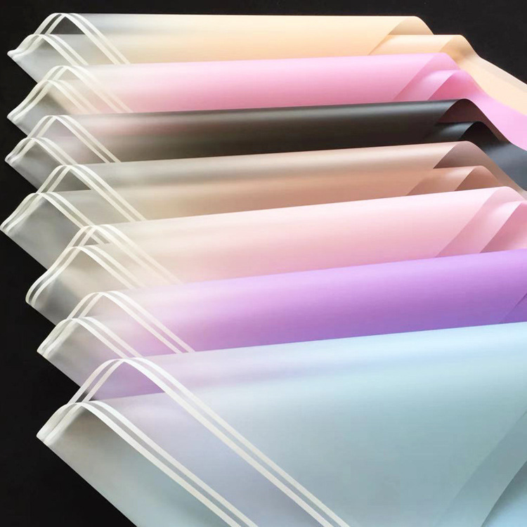 Nuevo producto Paquete degradado Papel de flores Papel de Milán de doble línea Papel de lijado mate de viento ins Floristería al por mayor Papel de embalaje de flores