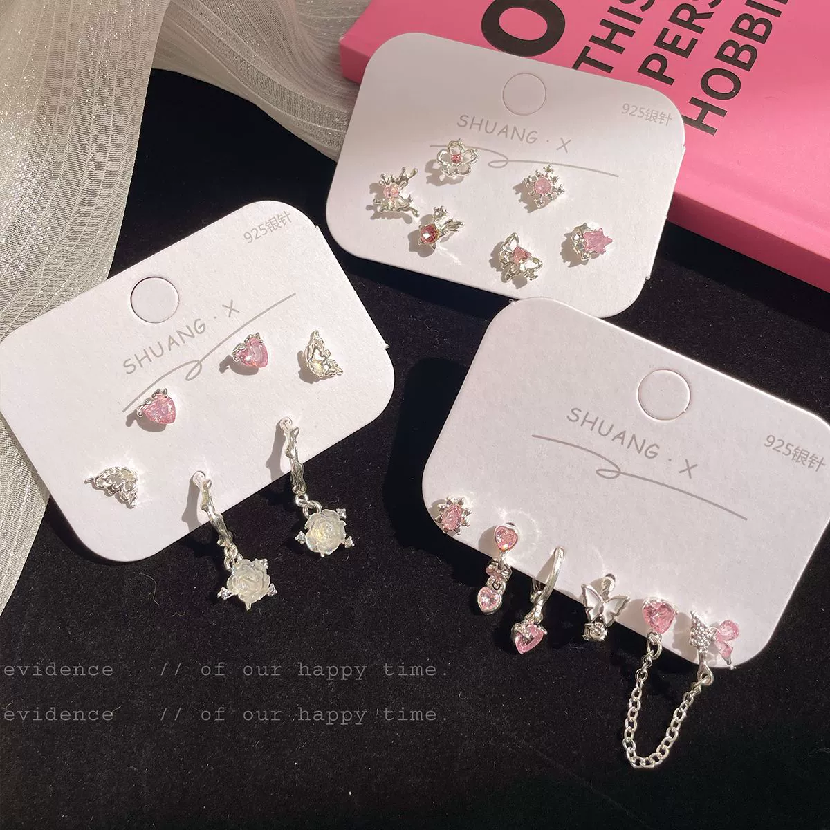 Серьги (Brand) геометрические фуксия, вставки циркония, кисточки, штифты 925 серебро