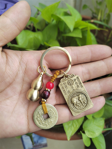 Imitation brass twelve zodiac gourd key chain pendant eight patron saints five emperors money zodiac creative key chain