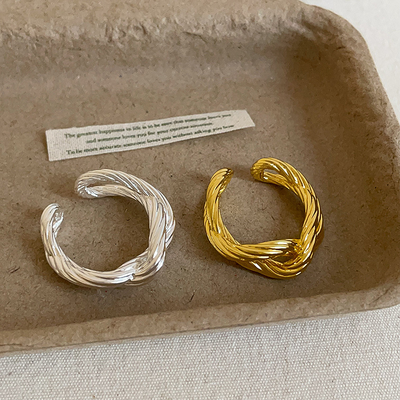 Schitterende designerring voor dames, elegant sieraad_voghion.com