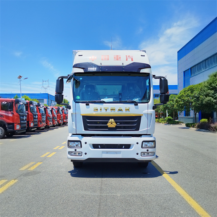 汕德卡冷藏车价格 重汽6.8米海鲜运输车图片参数