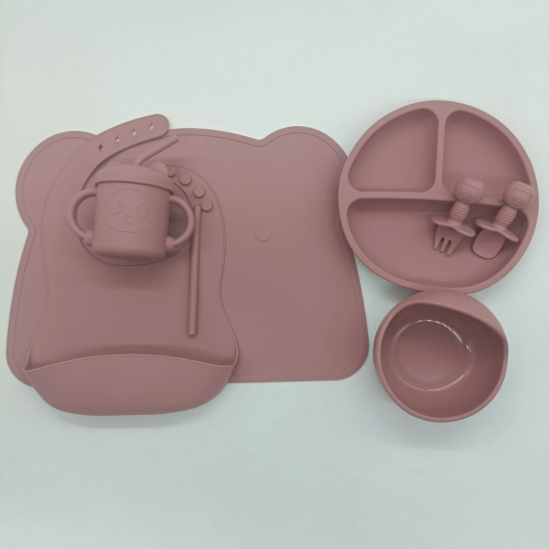 幼儿喂养餐具套装碗叉勺学饮杯