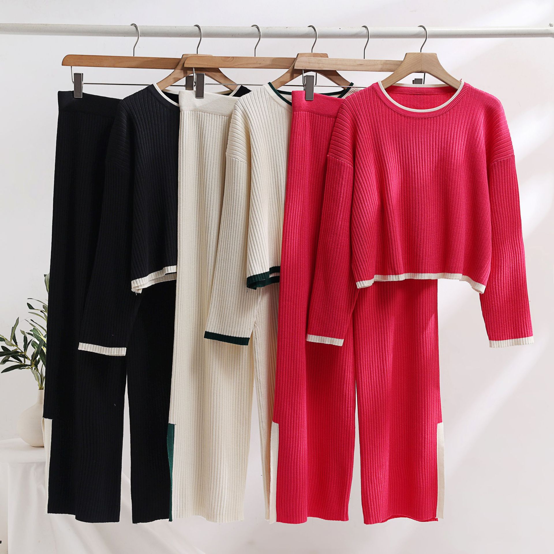 Daily Women's Casual Color Block Cotton Contrast Binding Pants Sets Pants Sets display picture 1