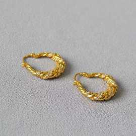 简约环形麻花缠绕微镶锆石欧美小众个性时尚闪耀耳环耳圈耳饰女