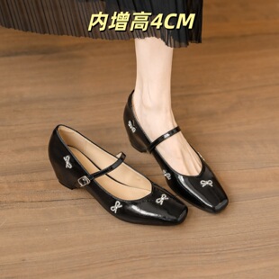 F2612-23~�����߾���ˮ�������Y������һ�֎��r�аٴ�\�چ�ЬŮ