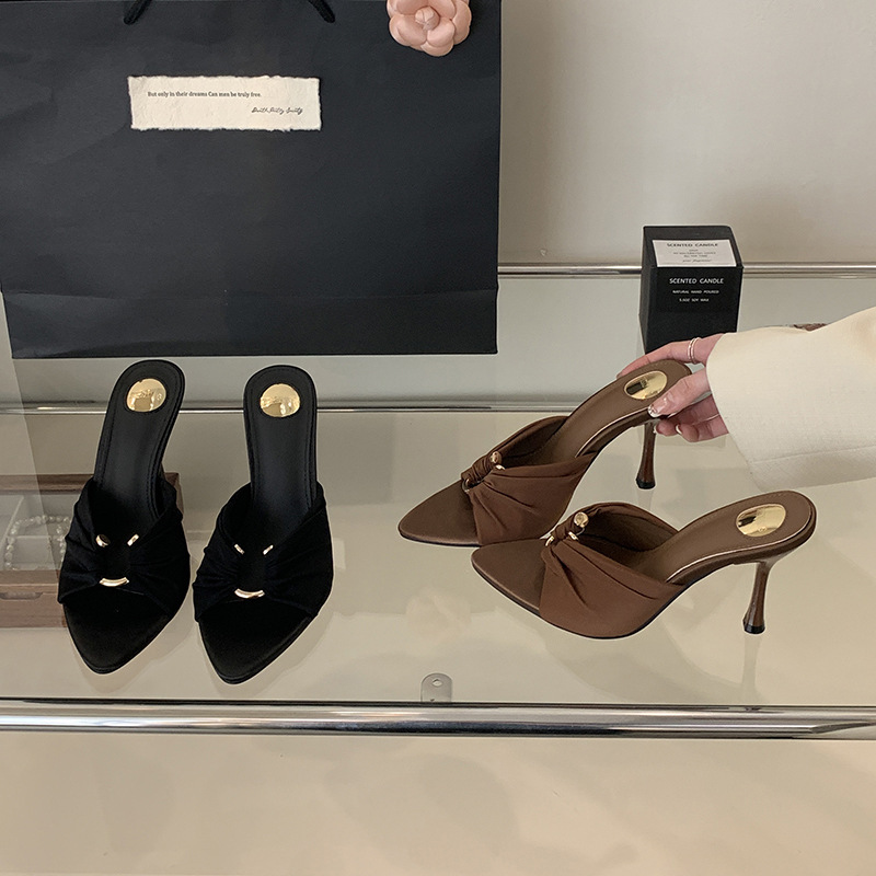 6 and 9cm Summer Fashion Open Toe Women's Shoes Royal Sister Fan Pointed Satin Sandals European and American Temperament Metal Buckle High Heels