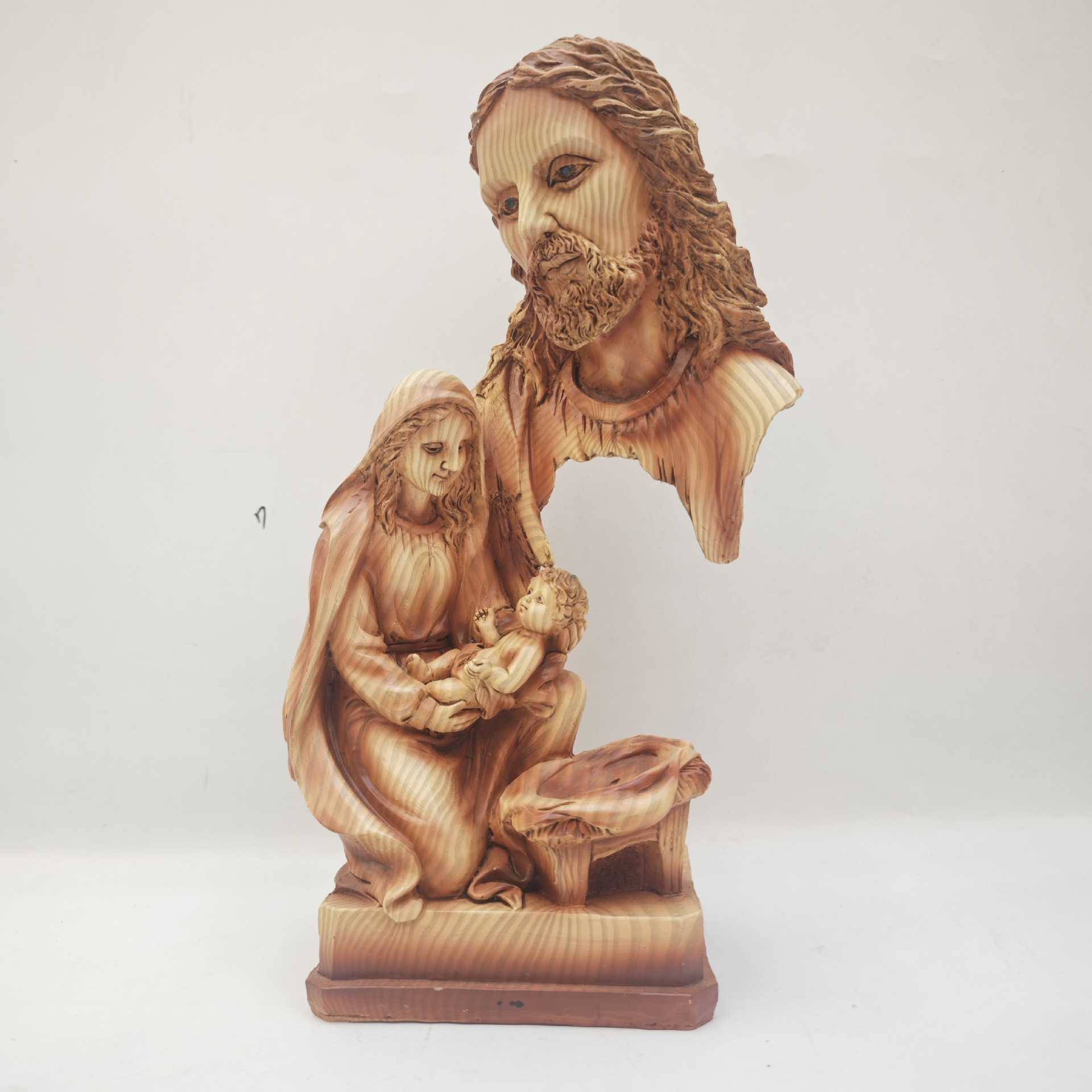 Regalos transfronterizos de resina de la iglesia adornos decorativos figuras de la Sagrada Familia estatuas creativas de Navidad hueco madera tallado adornos de color