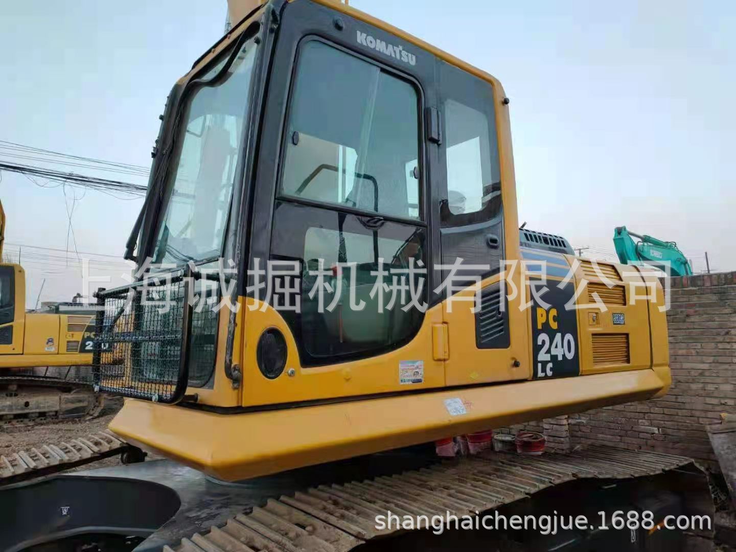 二手小松200挖掘机 P200-6 PC200-7 PC240-8挖机 KOMATSU