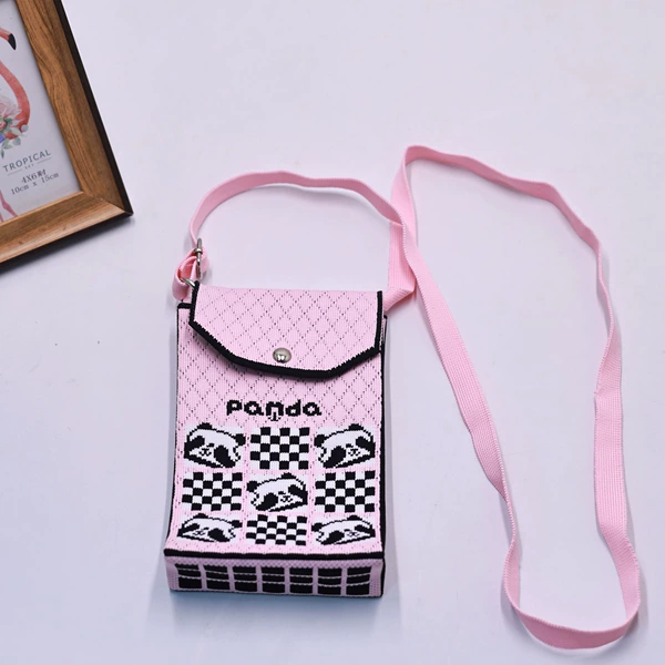 Fuchsia chess, panda