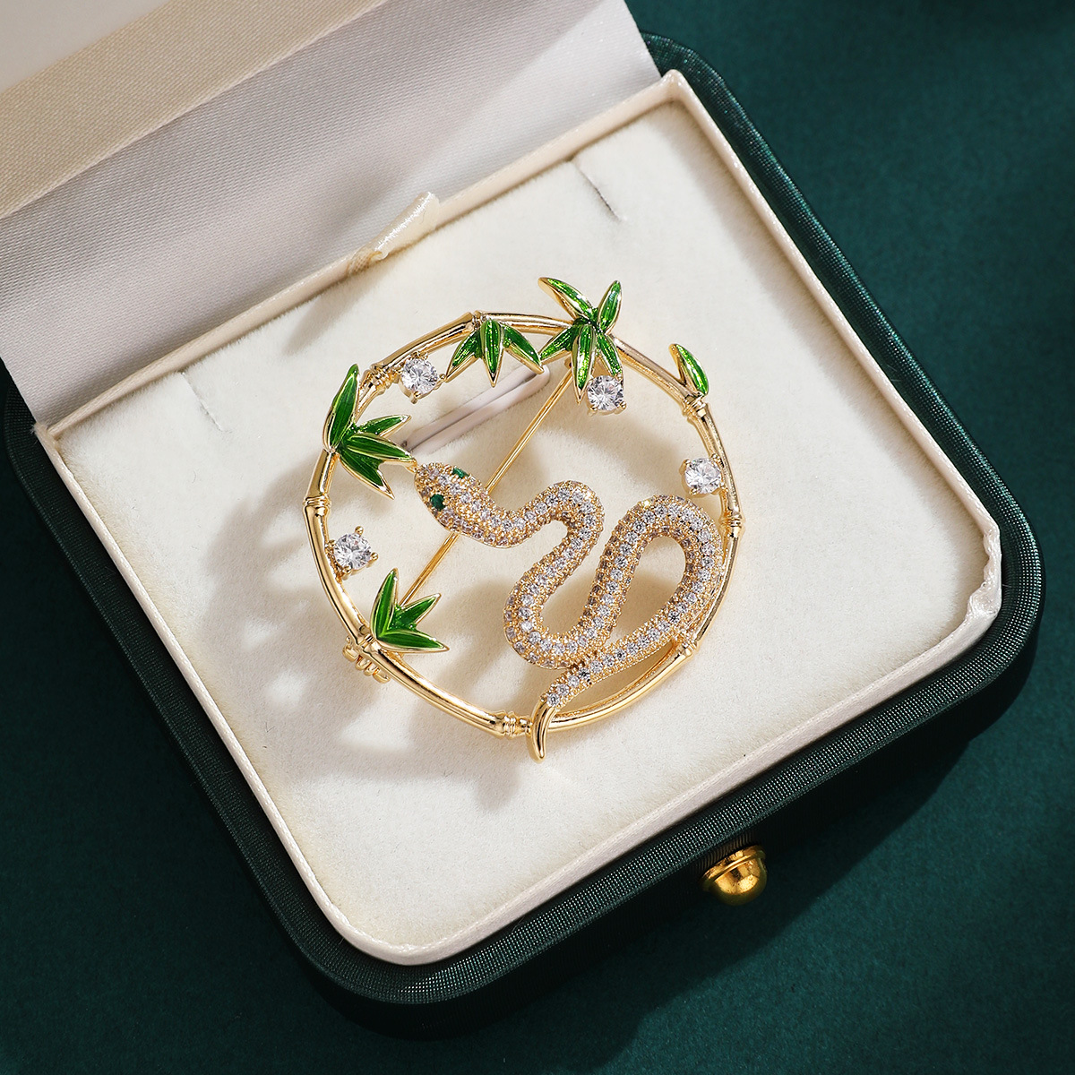 Zodiaco de viento chino broche de serpiente bambú sección alta significa broche temperamento flor pectoral mujer anti-desnudo accesorios de ropa