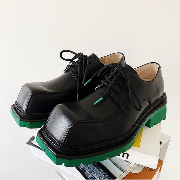 Новые черно-зеленые контрастные туфли из воловьей кожи с квадратной головкой, пара, нишевые кожаные туфли, Женская Толстая подошва, на шнуровке, отличительная повседневная обувь Дерби, модная мужская