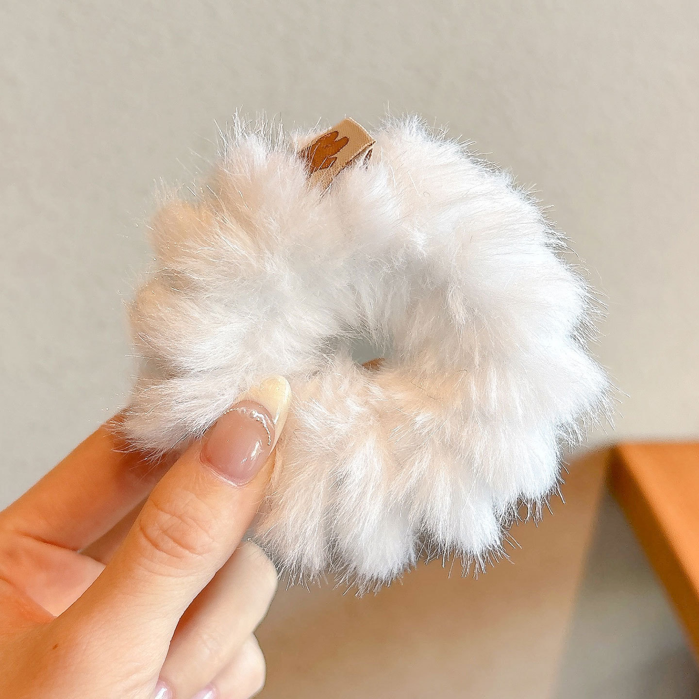 Coletero elástico sencillo de nuevo estilo 2026, banda para el pelo pequeña sin costuras para mujer, suave para el cabello, sujetador de cola de caballo.