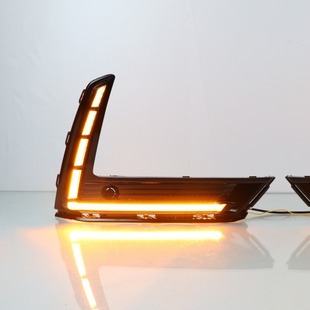 Suitable for 23 Honda CRV daytime running lights special led daytime running lights steering CRV modified front fog lights