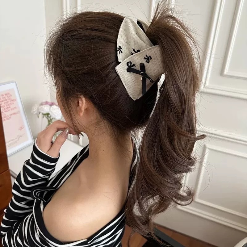 新しいレトロな韓国生地のリボン三角形クリップ女性の大きなヘアクリップ後頭部の髪の量シャーククリップ|undefined