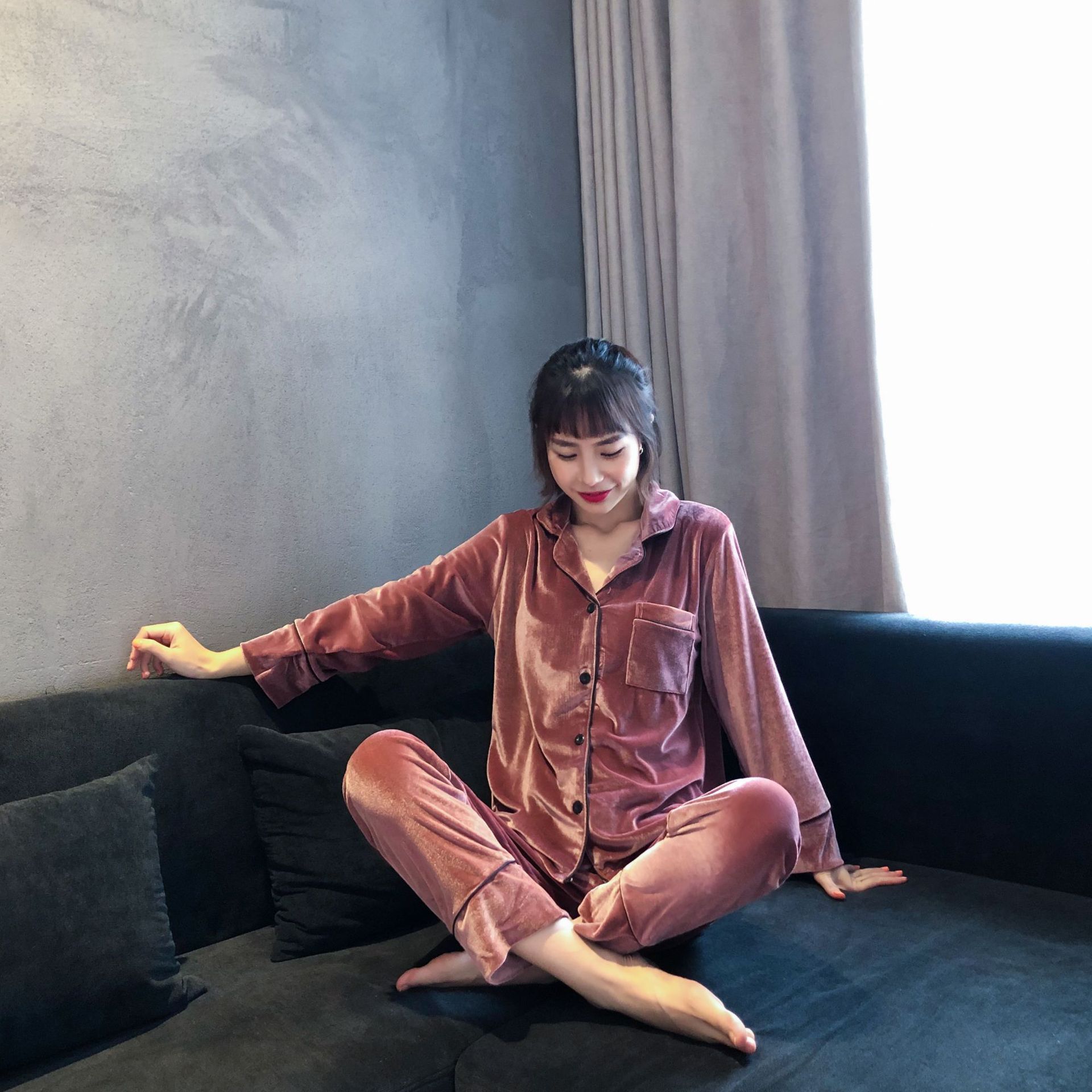 Coreano terciopelo pareja pijamas de las mujeres Otoño e Invierno de manga larga cardigan oro terciopelo cardigan simple ropa de hogar traje de los hombres más el tamaño