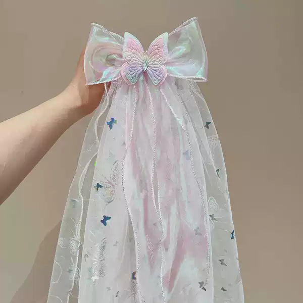 Phantom butterfly hairpin