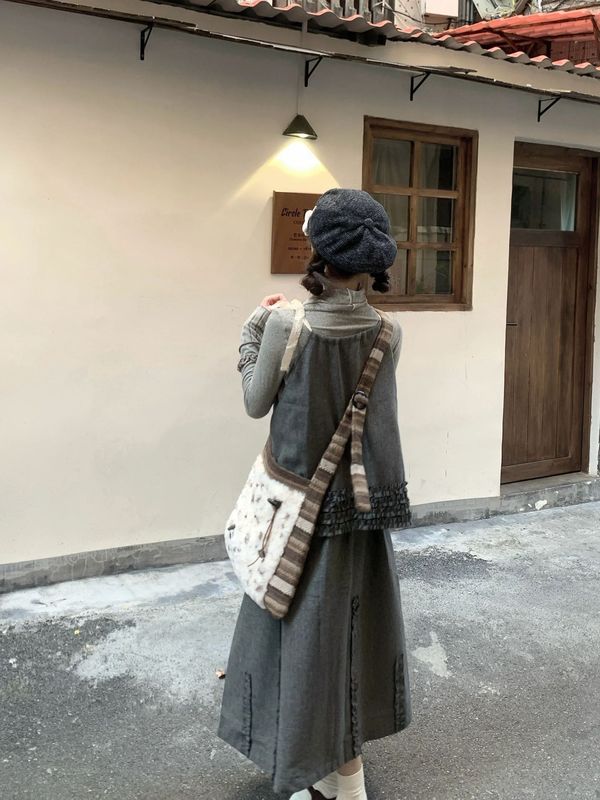 古着少女感穿搭套装韩系复古吊带马甲叠穿T恤半身裙早秋季一整套|undefined