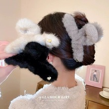 2025美拉德毛绒盘发抓夹可爱韩国气质头饰大后脑勺发量多鲨鱼夹子