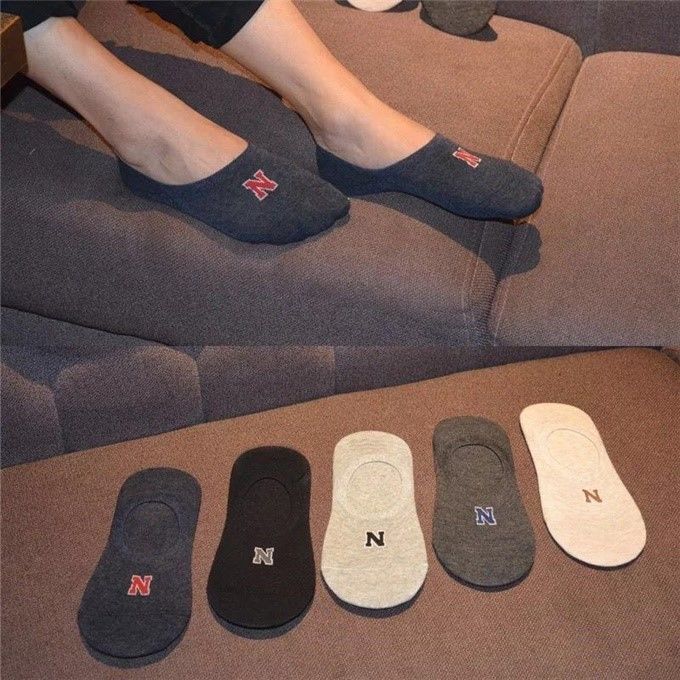 男性用靴下を郵送します。|undefined