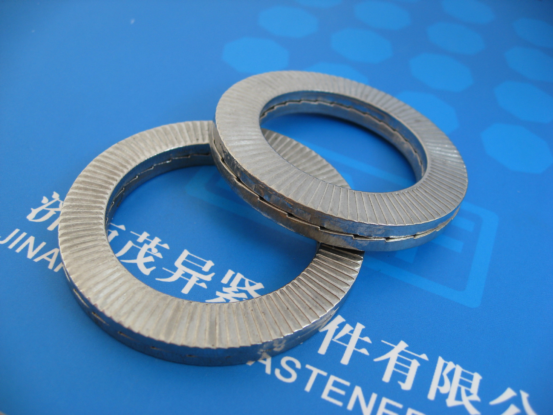不锈钢双叠自锁垫圈DIN25201